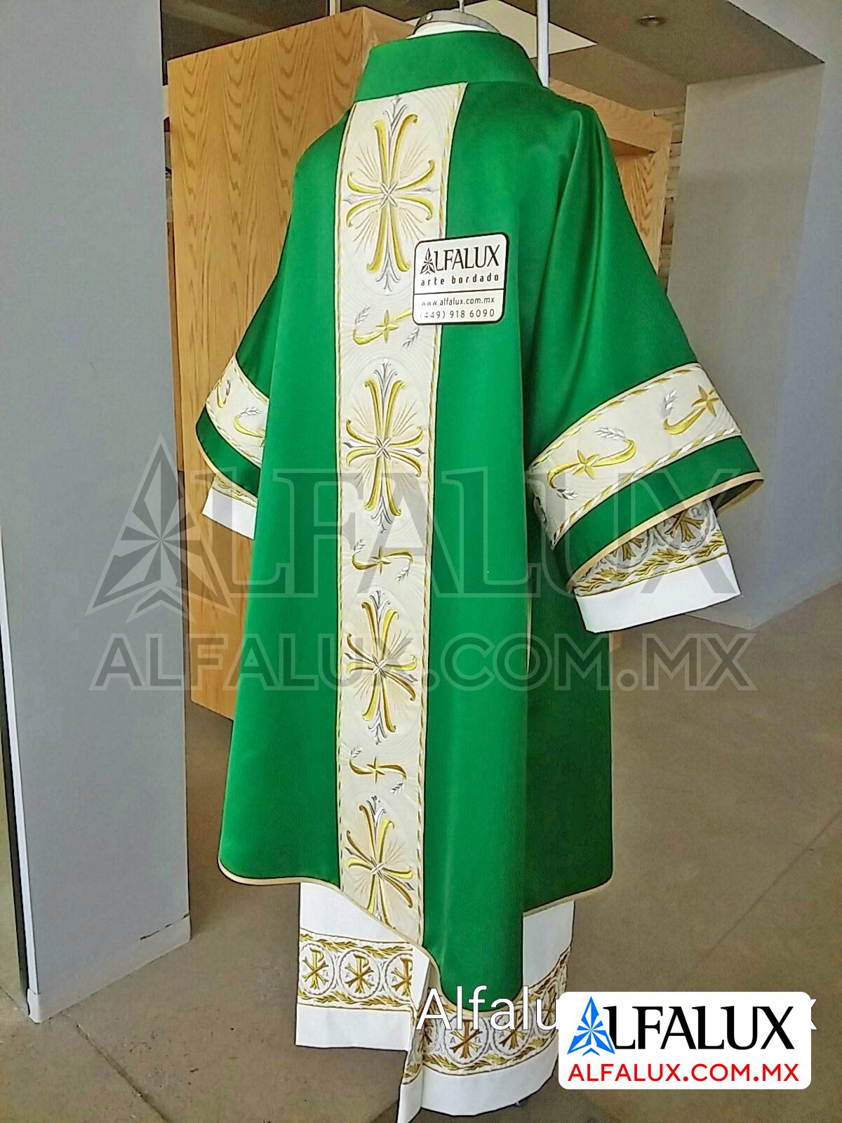 08 SAN ANTONIO Verde Bandera DALMATICA Mangas 934